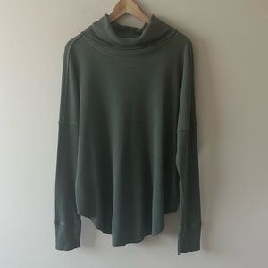 Aritzia TNA Thermal